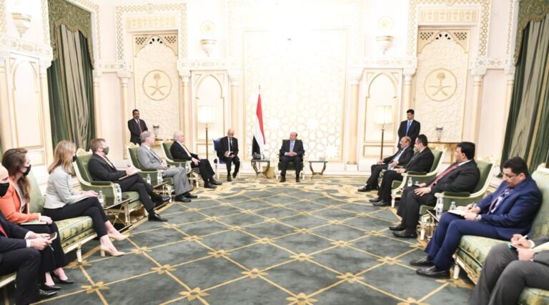 Yemen’s president meets UN and US envoys to discuss Saudi peace initiative