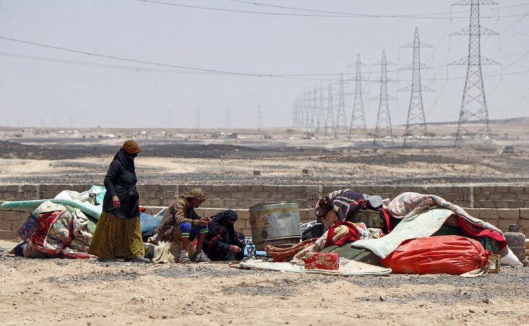 Yemen’s government condemns Houthi attacks on refugee camps