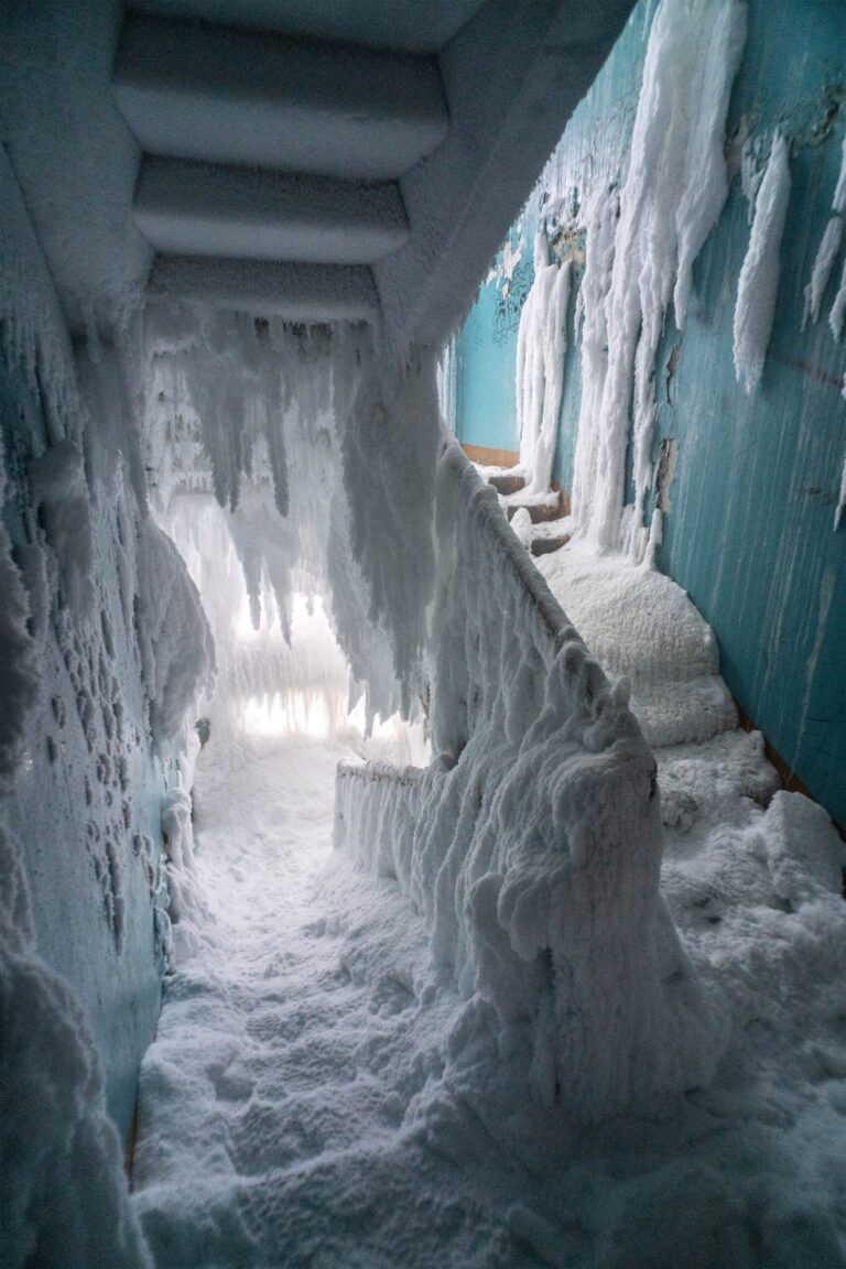 Staggering Photos Capture a Frozen Apartment Complex in Vorkuta, a Dwindling Russian City That’s the Coldest in Europe