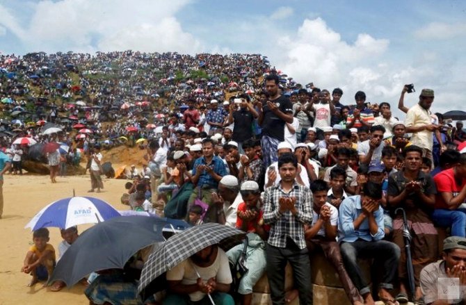Rohingya refugees observe lonely Ramadan on remote Bangladesh island
