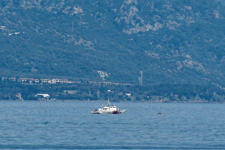 Greece accuses Turkey of escorting migrant smuggling boats