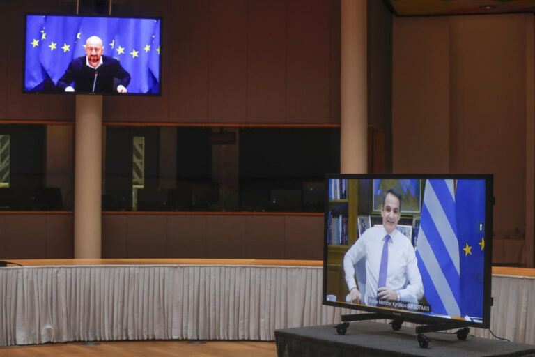 Greece to step up vaccination rate, says PM; criticizes slow EU rollout