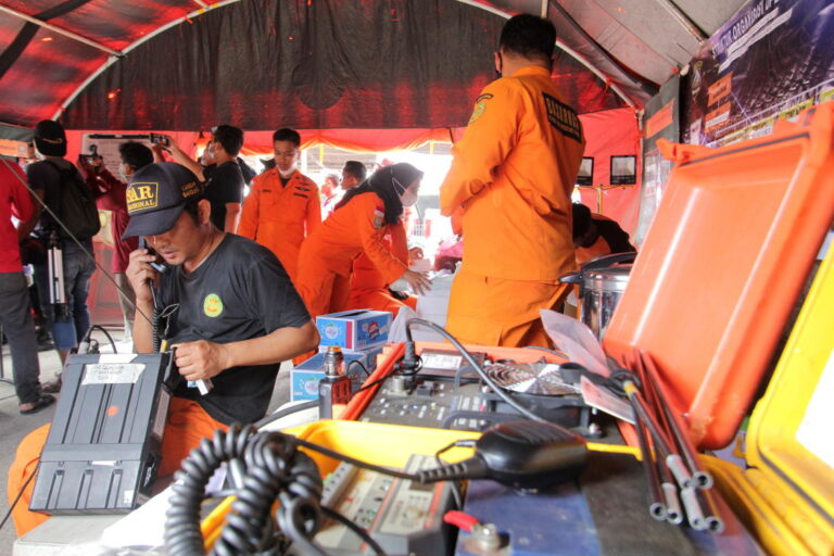 Two Indonesian fishermen dead, 15 missing after collision
