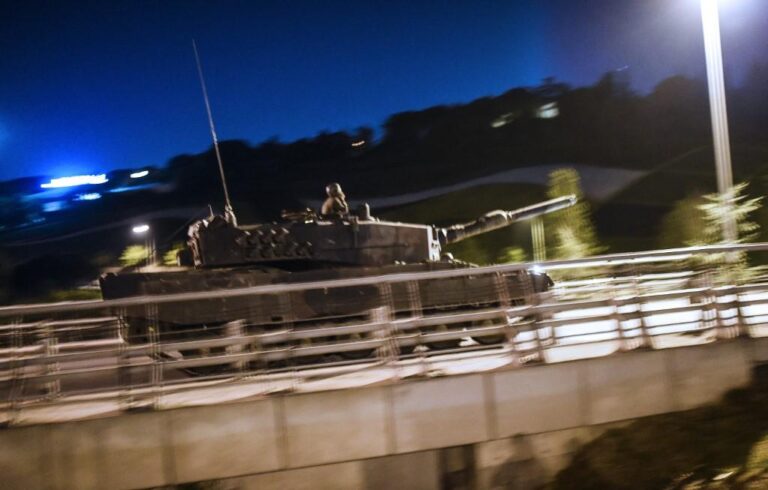 Four Turkish former soldiers sentenced to life for 2016 coup bid