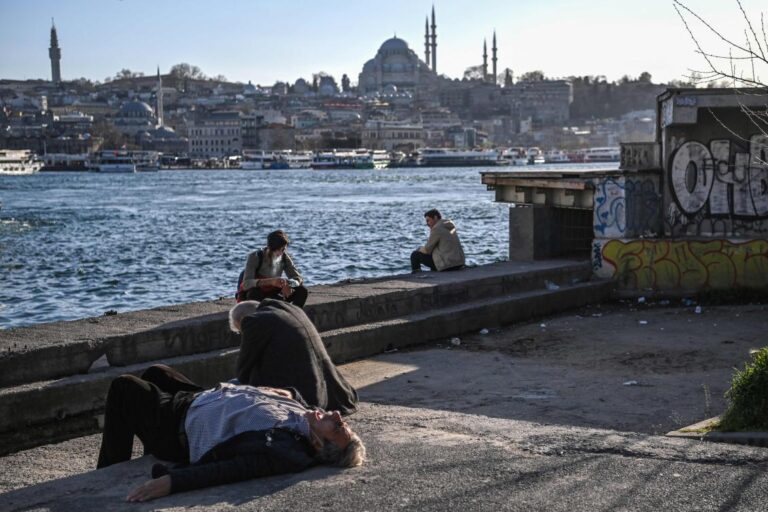 Turkey’s daily COVID-19 cases, deaths hit all-time high
