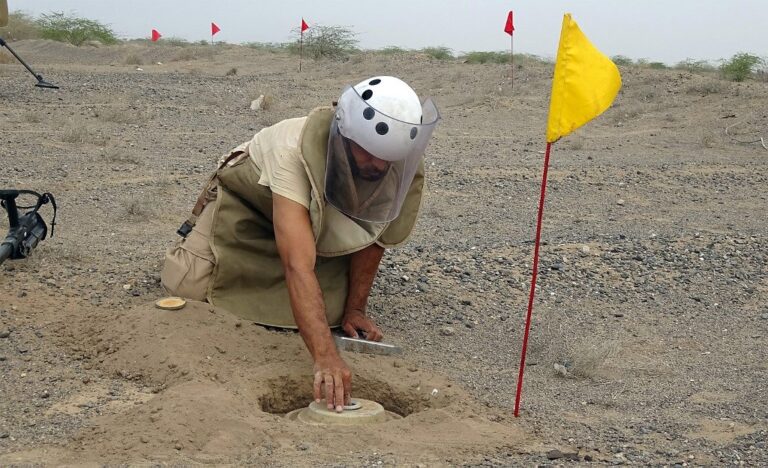 Houthi landmines have killed 8,000 Yemenis since start of war