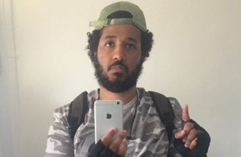 Briton jailed for lone-wolf knife attack plot