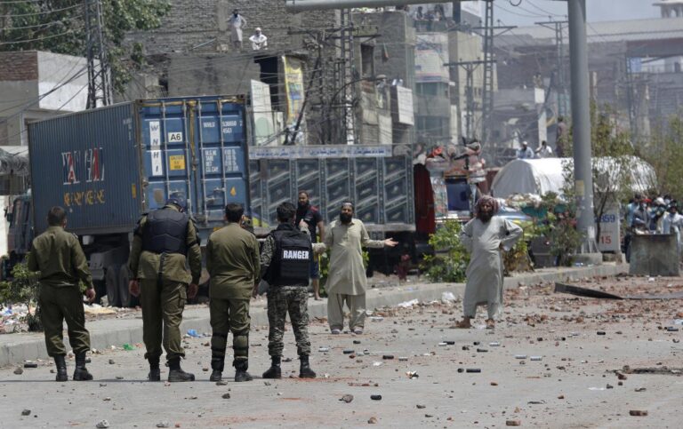 Pakistan police and rangers taken hostage in anti-France protests