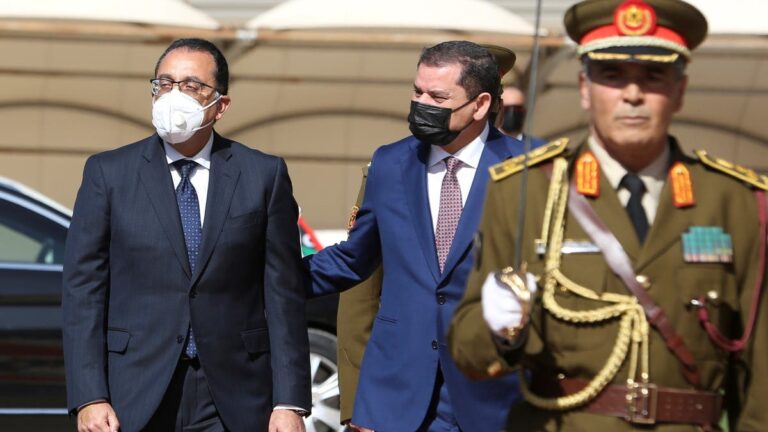 Egypt-Libya direct flights resume, key pacts signed