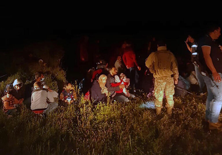 Lebanon thwarts attempt to smuggle 69 Syrians to Cyprus