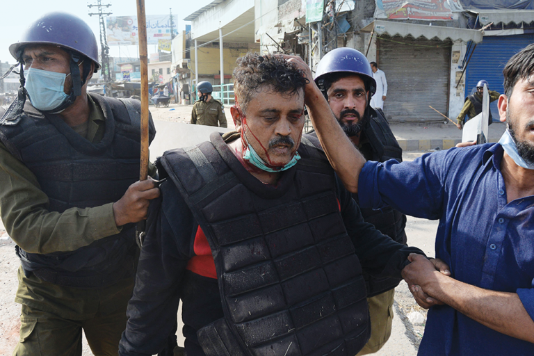 Pakistani police vent anger over protest ‘betrayal’
