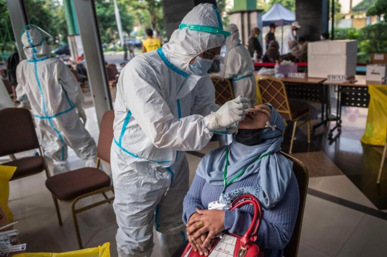 Indonesia approves Sinopharm COVID-19 vaccine for emergency use