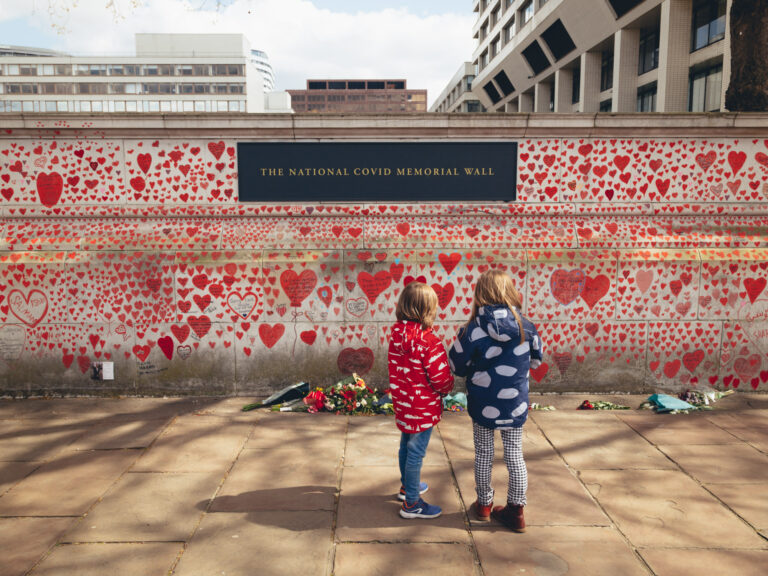 150,000 Hearts Representing Lives Lost to Coronavirus in the UK Line the COVID Memorial Wall in London