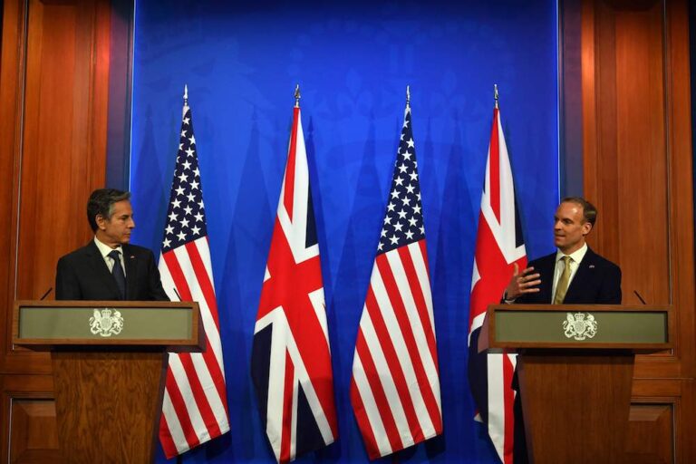 US and UK reject reports of imminent prisoner deal with Iran