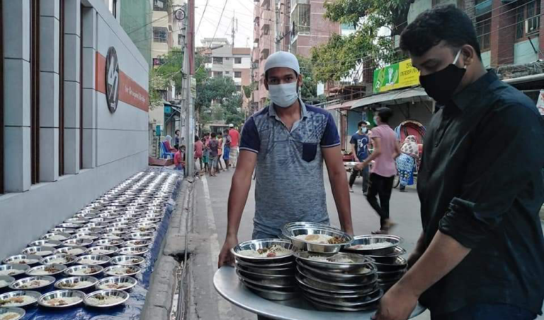 Bangladesh ‘guest house’ reaps Ramadan rewards with free meals for all