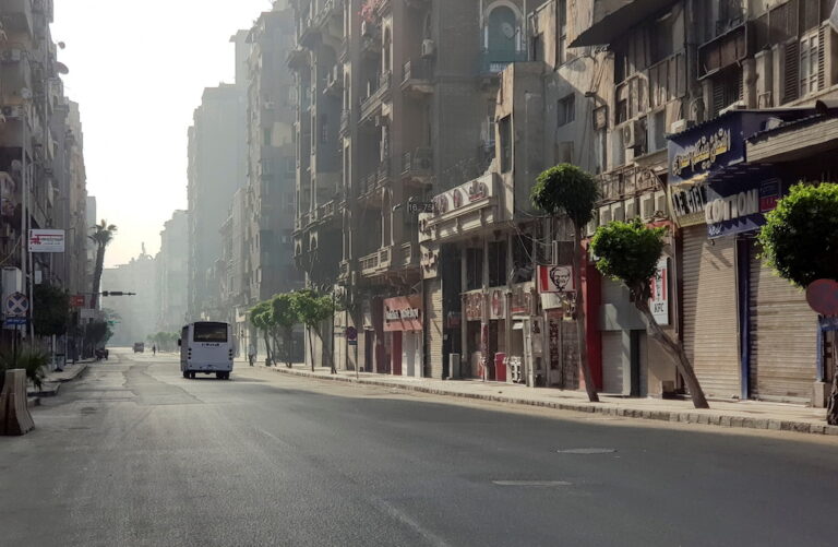 Egypt in 3rd COVID wave calls off end-of-Ramadan, Eid festivities
