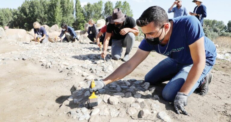 ‘Ancestor’ of Mediterranean mosaics discovered in Turkey