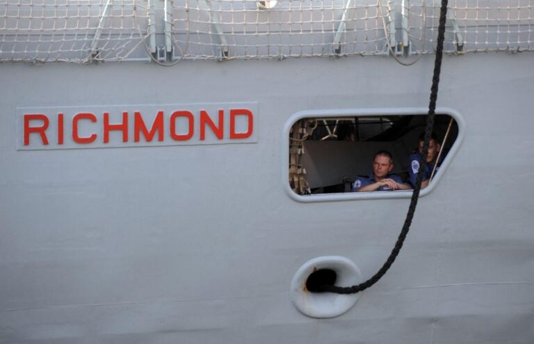 British frigate sails through sensitive Taiwan Strait