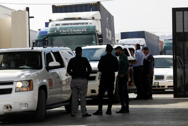 Jordan fully reopens main crossing with Syria