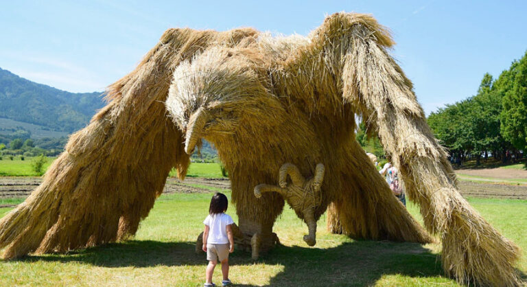 Mammoth Straw Creatures Populate Japanese Farmland in the Annual Wara Art Festival