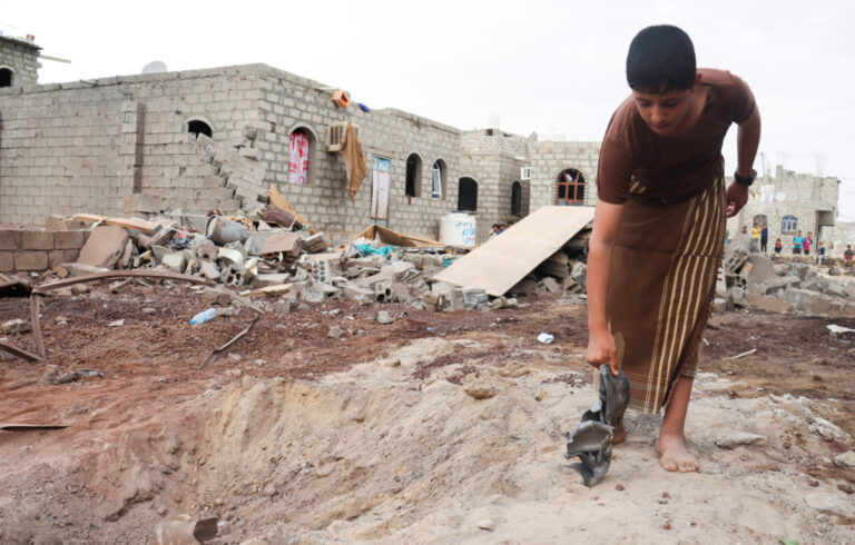 Houthis under fire for killing displaced civilians in Marib