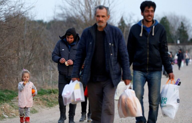 Greece to boost guards on Turkey border