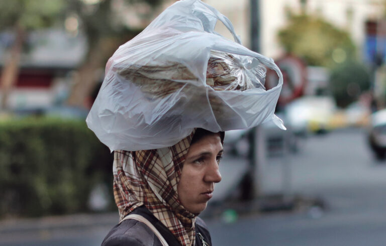Foreign aid lost in Syria exchange rate distortions
