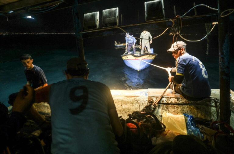Under Israel’s blockade, Gaza fishermen struggle for a catch