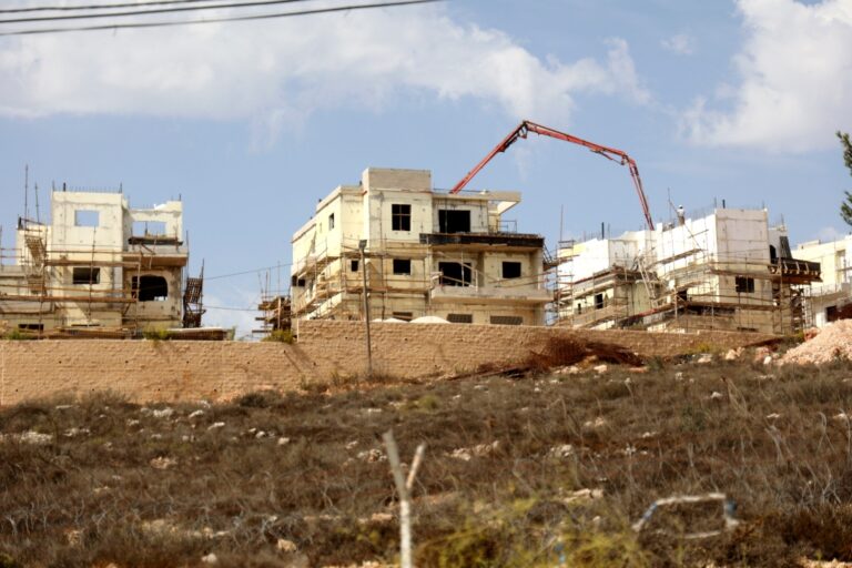 Japan condemns Israeli settlement plans