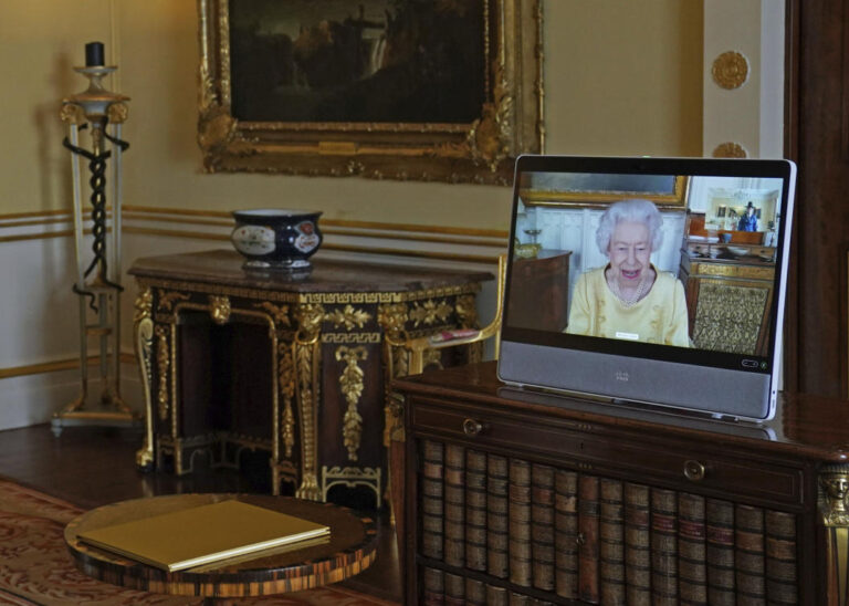 Queen Elizabeth II advised to rest for 2 weeks