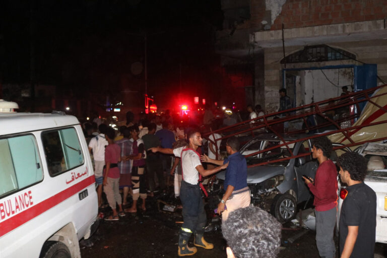 Children among 12 killed in Yemen car blast