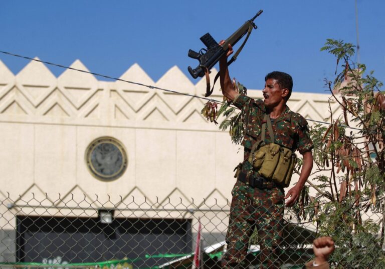 US calls on Houthis to ‘immediately release’ Sanaa embassy staff