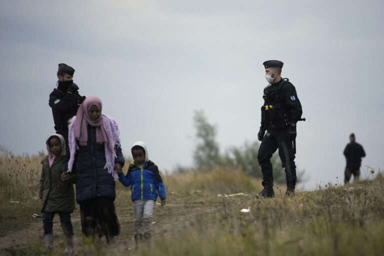 Kurds, others converge in French camp, seeking to reach UK