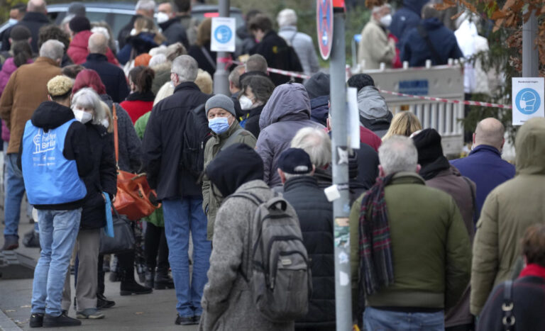 Germany considers tighter COVID-19 curbs as cases soar