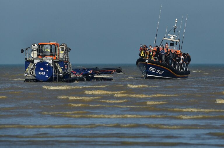 Majority of migrants crossing Channel are refugees, NGO says