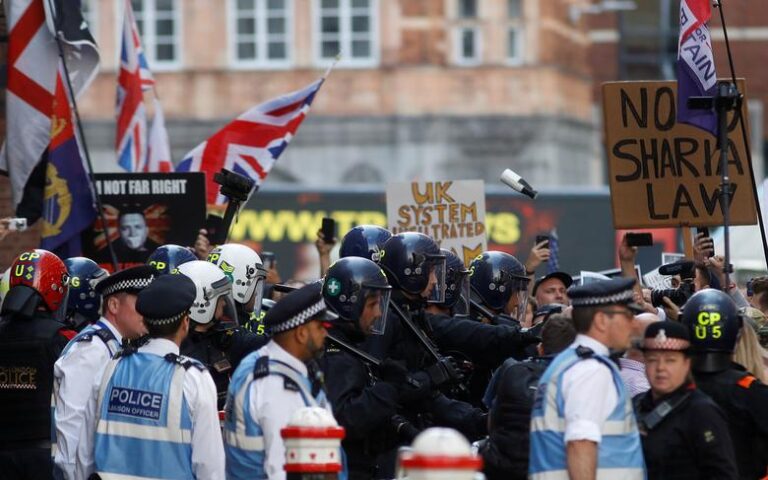 More far-right extremists referred to UK counter-radicalization program than Islamists