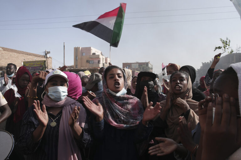 Egypt lauds deal to end Sudan political crisis