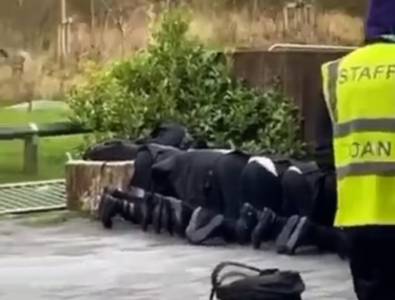 UK school slammed after Muslim students seen praying in the cold
