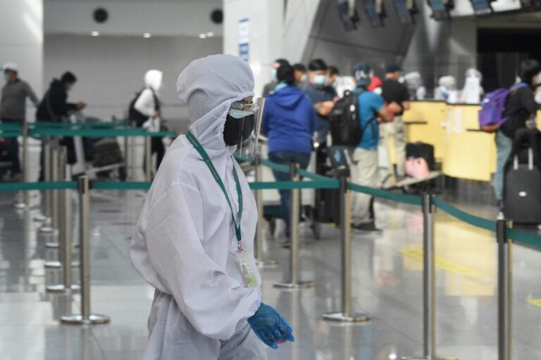 Philippines bans travelers from France to prevent omicron spread