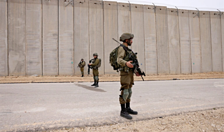 Palestinian resistance forces claim Israeli security wall around Gaza will not block them