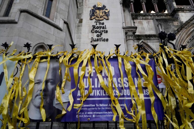 WikiLeaks founder Assange one step closer to extradition to United States