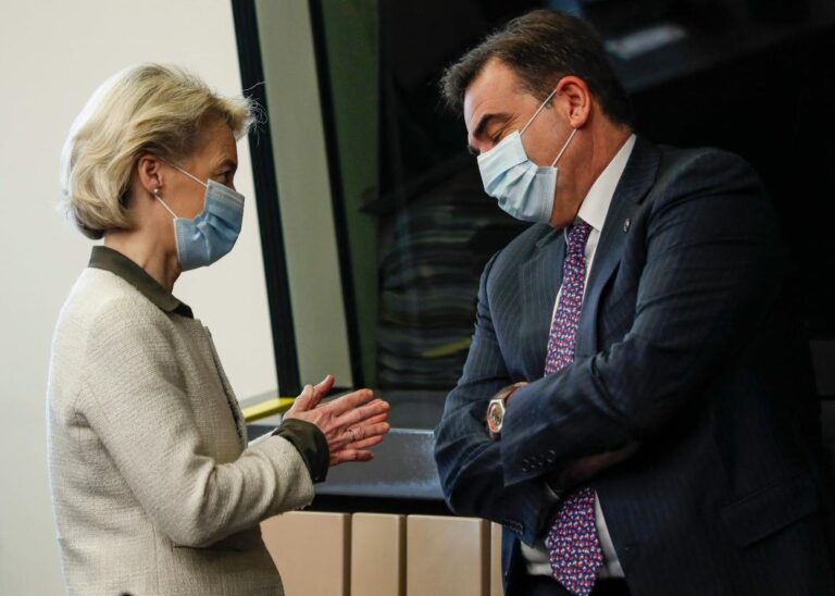 Virus and migrant worries spur EU to toughen border rules