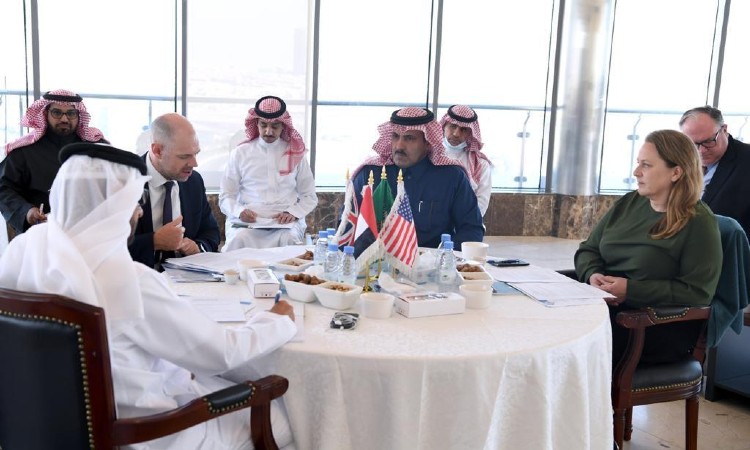 Envoys denounce Houthi offensive on Marib