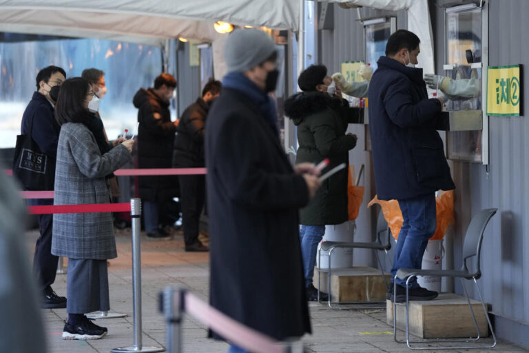 South Korea marks deadliest day of pandemic as omicron looms