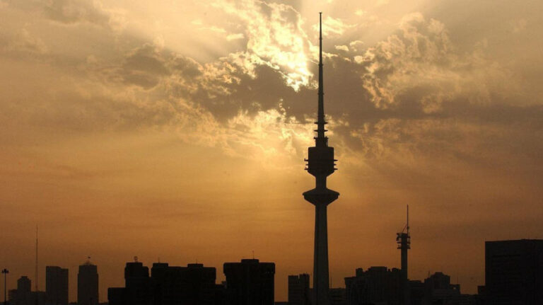 Iraq pays final Kuwait war reparations
