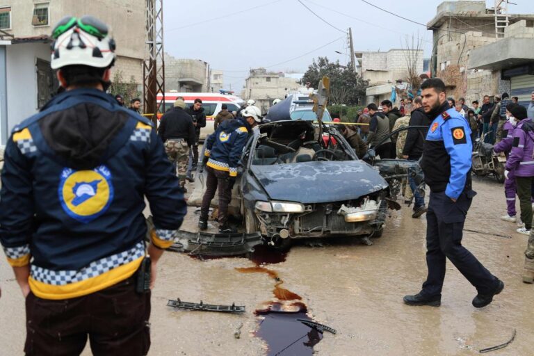 Bomb blast kills one in Syrian border city, wounds several
