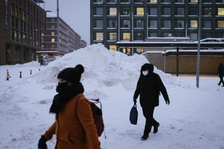 Masks rules get tighter in Europe in winter’s COVID-19 wave
