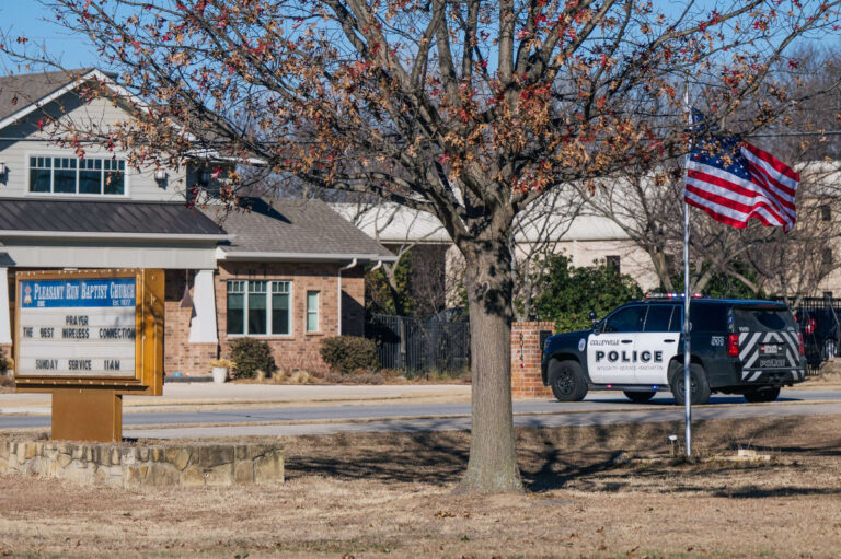 Rabbi says hostage-taker grew ‘belligerent’ late in Texas synagogue standoff