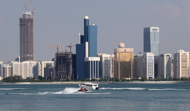 Abu Dhabi requires COVID-19 booster shots to enter emirate