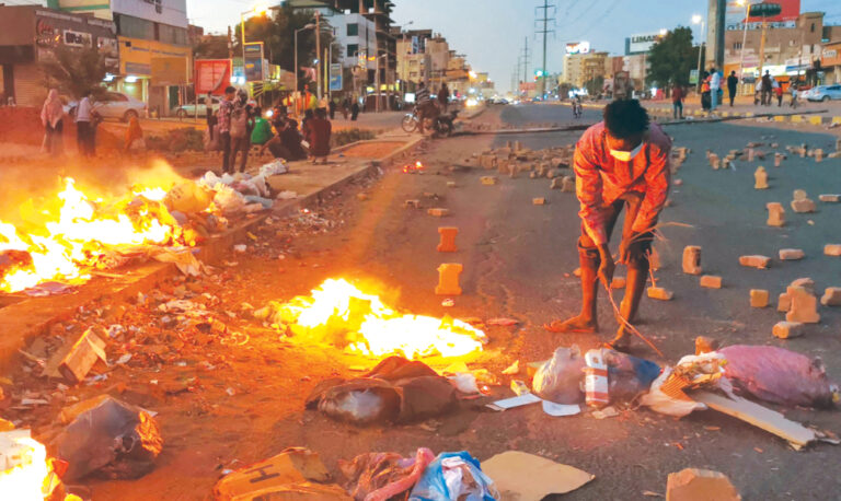 Sudanese barricade streets, staging rallies in protest against coup